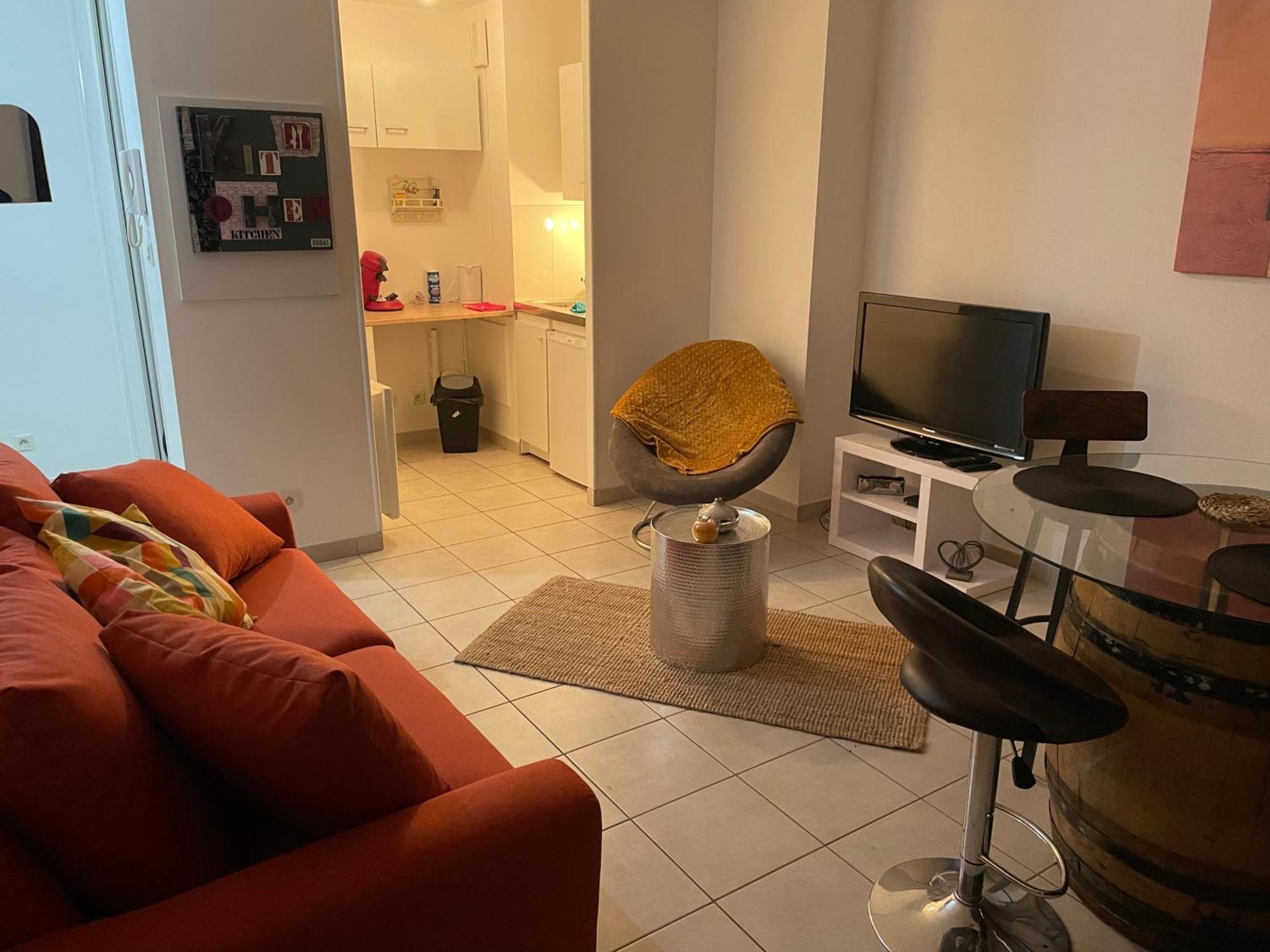 41 Montbeliard: Calme Et Cosy + Piscine Apartment *